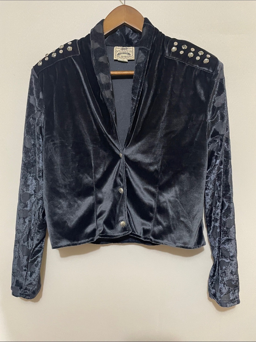 1849 Authentic RanchwearVintage Velvet Stud-Shoulder Jacket in Navy - Small